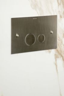 Кнопка смыва Boheme 648-GM оружейная сталь